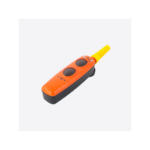 Comando remoto industrial laranja com botões grandes.