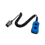 Controlo remoto com fio e conector.