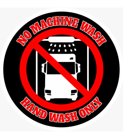 Proibido lavar na máquina, lavar à mão.