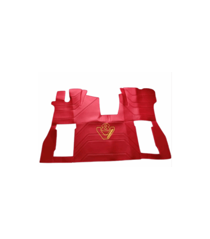 Tapete automóvel vermelho com logotipo V8 em amarelo.